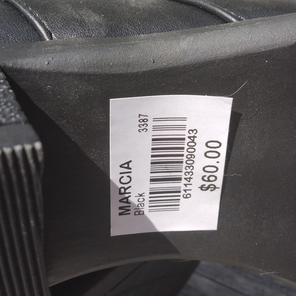 NIB Dressbarn NIB size 7 Marcia boots for women NWT - Picture 6 of 8